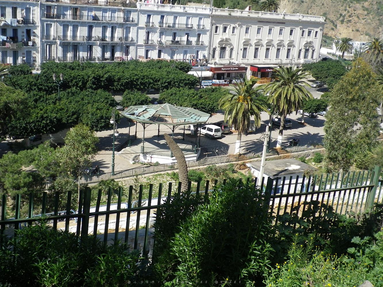 1562 place de la republique depuis  Letang.JPG